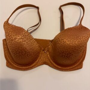 Victoria’s Secret Leopard Print lightly lined Bra